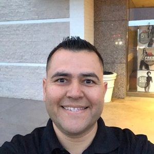 Meet your Posher, Javier